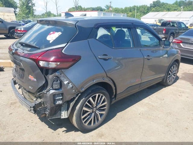 2021 NISSAN KICKS SV XTRONIC CVT 4
