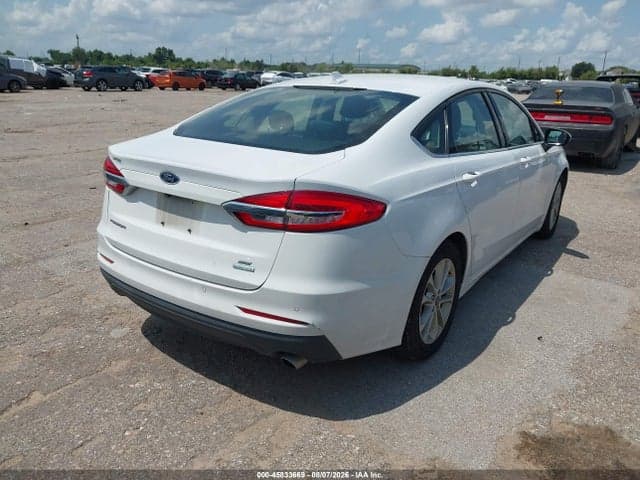 2019 FORD FUSION SE 4