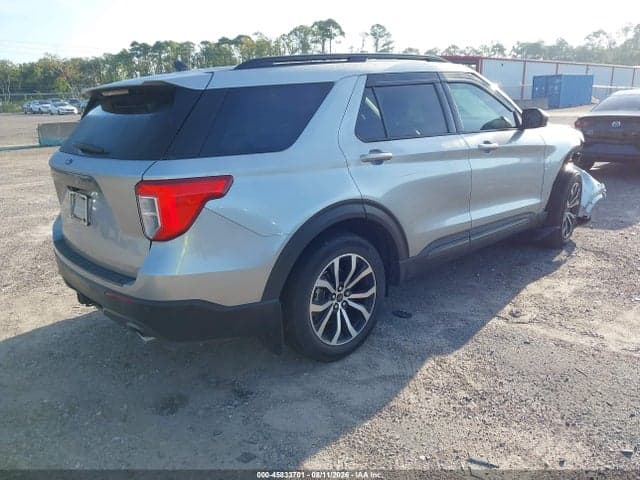 2021 FORD EXPLORER XLT 4