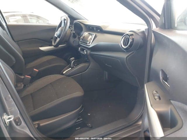 2019 NISSAN KICKS SV 5
