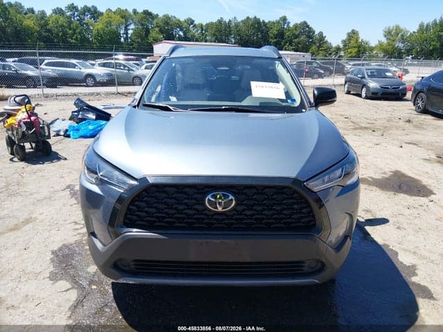 2025 TOYOTA COROLLA CROSS LE 13