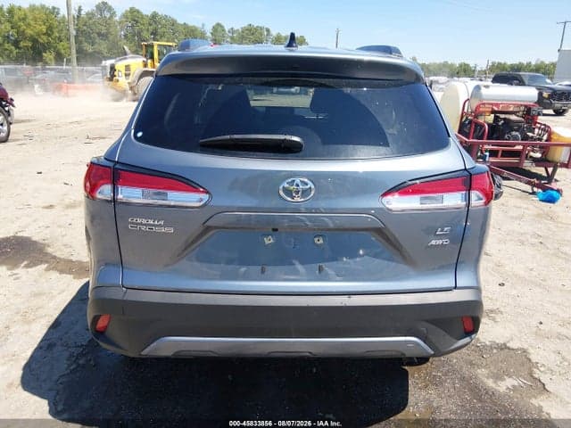 2025 TOYOTA COROLLA CROSS LE 17