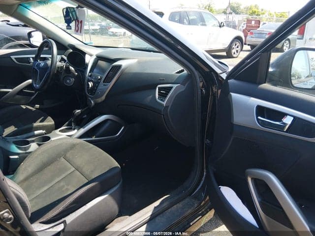 2017 HYUNDAI VELOSTER 5