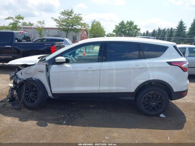 2017 FORD ESCAPE SE 14