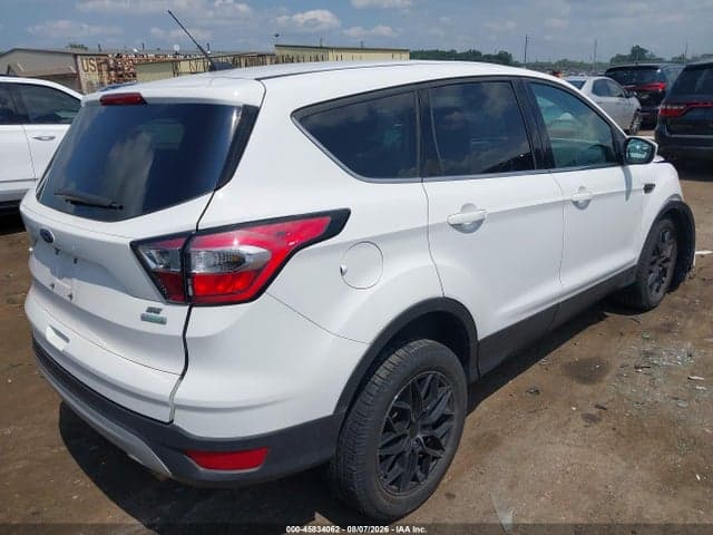 2017 FORD ESCAPE SE 4