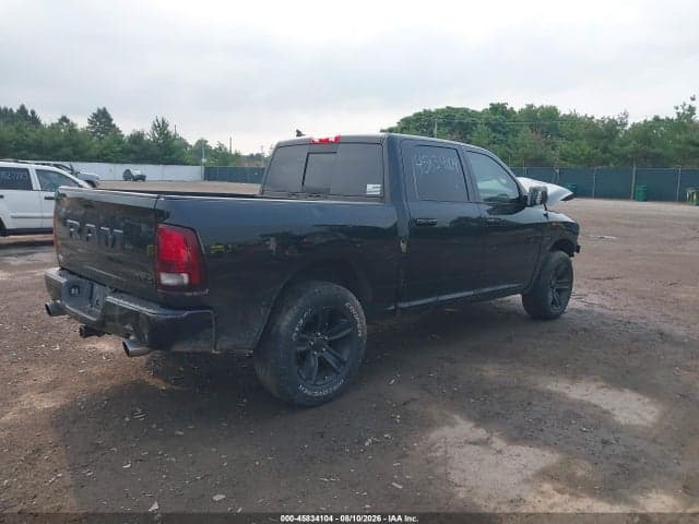 2017 RAM 1500 NIGHT 4X4 5'7 BOX 4
