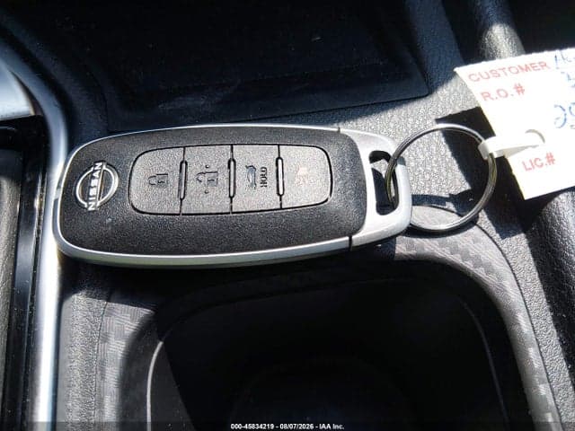 2025 NISSAN SENTRA SV 11
