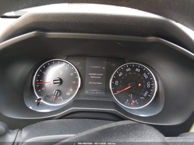 2020 TOYOTA RAV4 LE 7