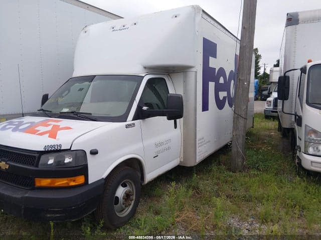 2018 CHEVROLET EXPRESS CUTAWAY WORK VAN 2