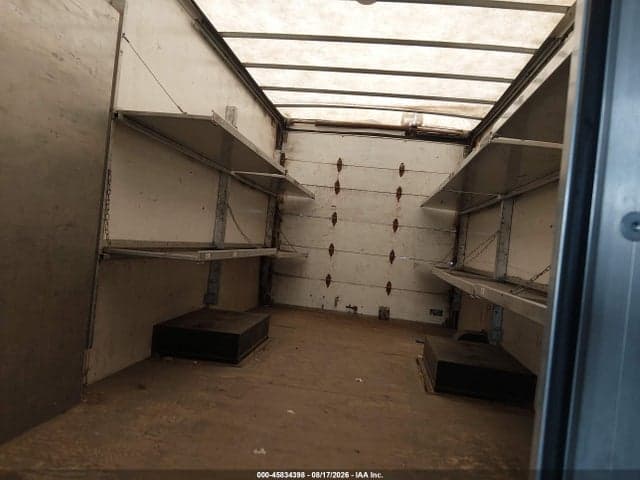 2018 CHEVROLET EXPRESS CUTAWAY WORK VAN 6