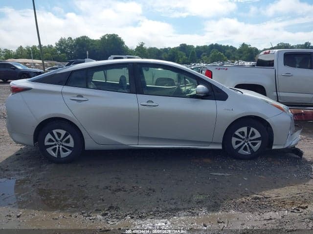 2018 TOYOTA PRIUS THREE 13