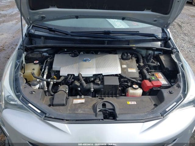 2018 TOYOTA PRIUS THREE 10
