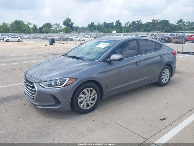 2018 HYUNDAI ELANTRA SE 2