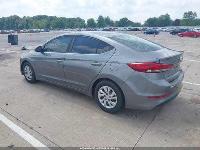 2018 HYUNDAI ELANTRA SE 3