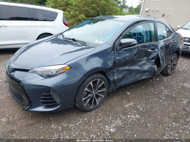 2017 TOYOTA COROLLA SE 2