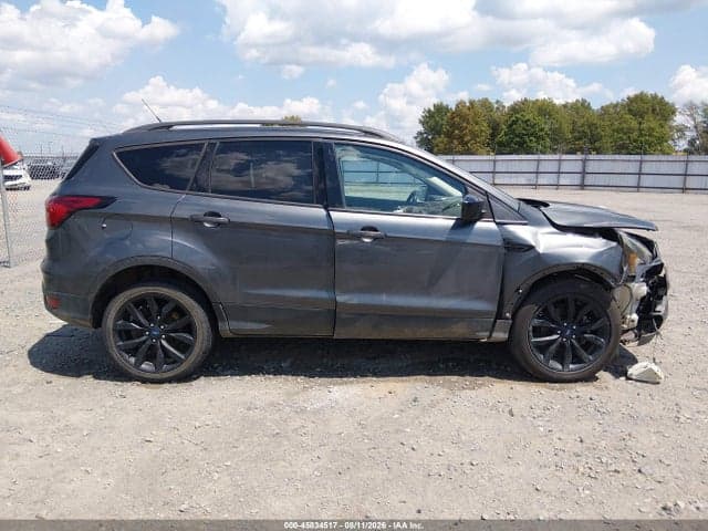 2019 FORD ESCAPE SE 14