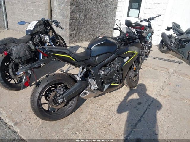 2026 HONDA CBR650 R 4