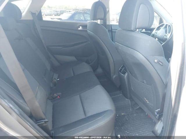 2017 HYUNDAI TUCSON SPORT 8