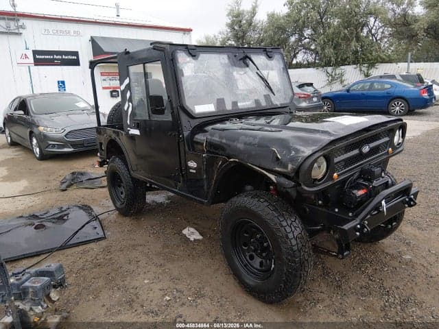 2023 MAHINDRA ROXOR 1