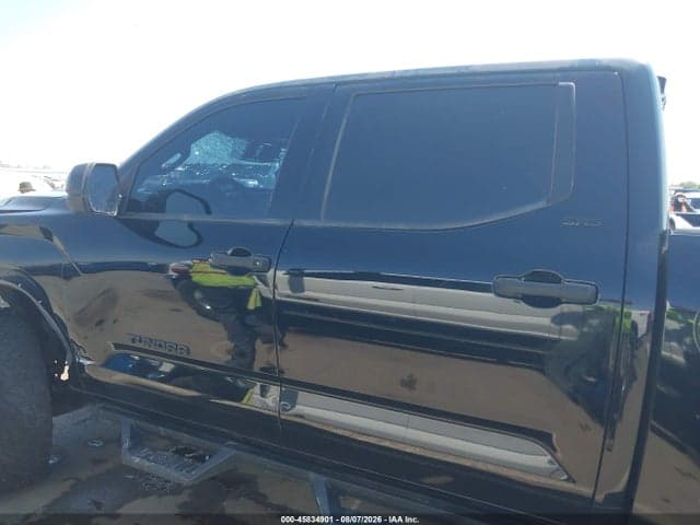 2022 TOYOTA TUNDRA SR5 14