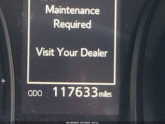 2019 TOYOTA CAMRY SE 16