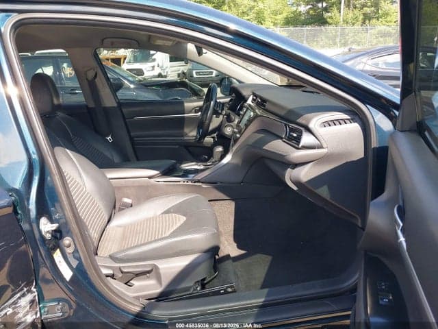 2019 TOYOTA CAMRY SE 5