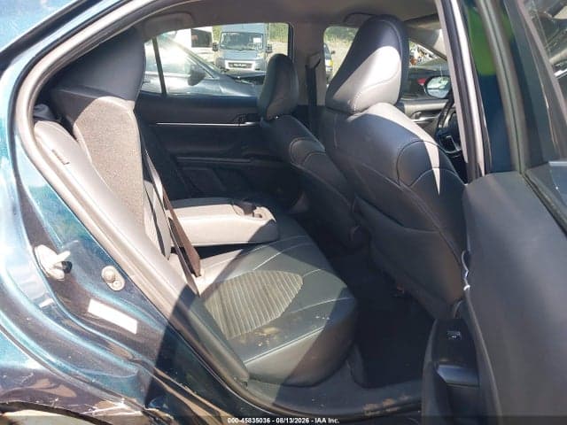 2019 TOYOTA CAMRY SE 8