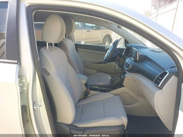 2019 HYUNDAI TUCSON SE 5