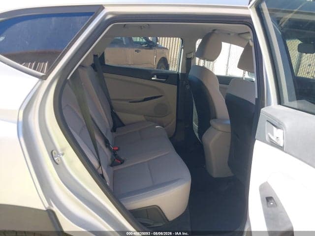 2019 HYUNDAI TUCSON SE 8
