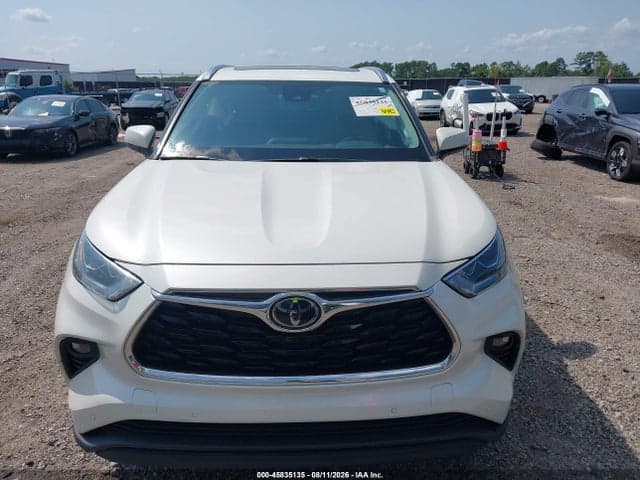 2021 TOYOTA HIGHLANDER LIMITED 11