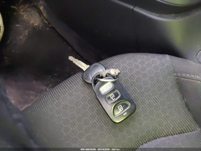 2018 HYUNDAI ELANTRA SE 11