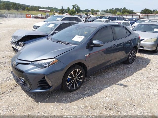 2017 TOYOTA COROLLA SE 2