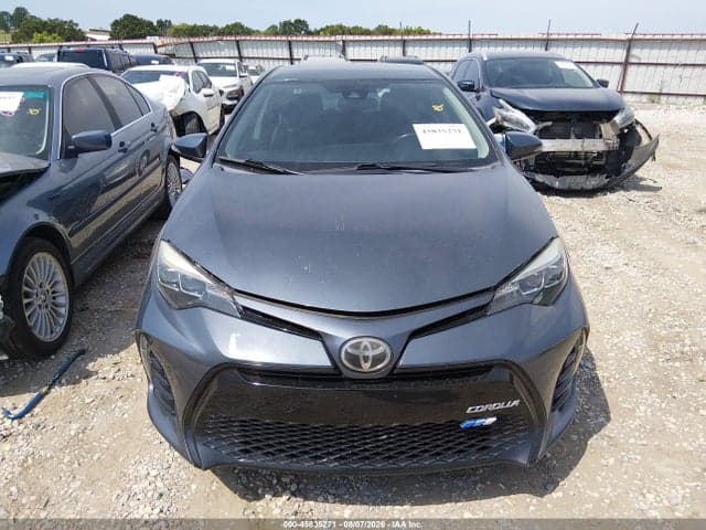 2017 TOYOTA COROLLA SE 12