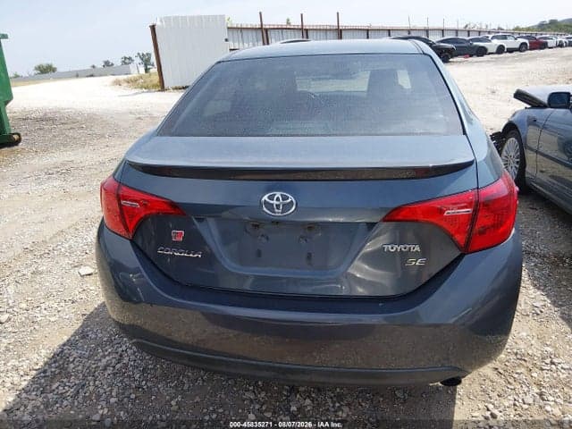 2017 TOYOTA COROLLA SE 16