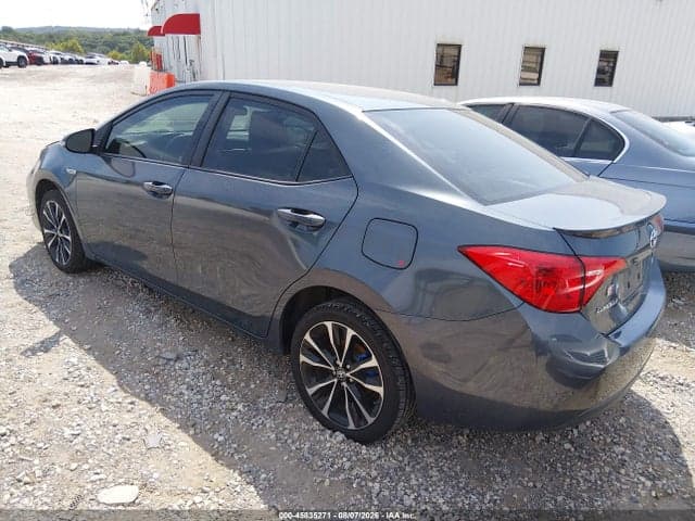 2017 TOYOTA COROLLA SE 3