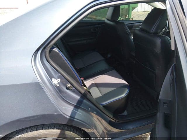 2017 TOYOTA COROLLA SE 8