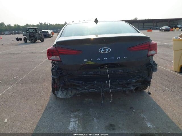 2019 HYUNDAI ELANTRA SEL 6