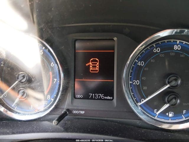2017 TOYOTA COROLLA LE 7