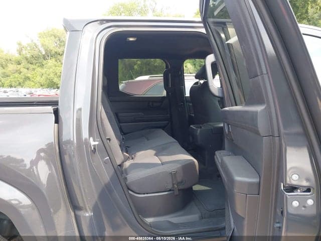 2025 TOYOTA TACOMA SR5 8