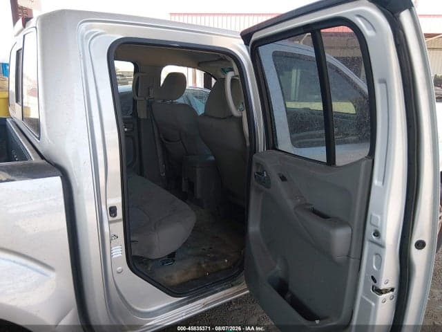 2018 NISSAN FRONTIER SV 8