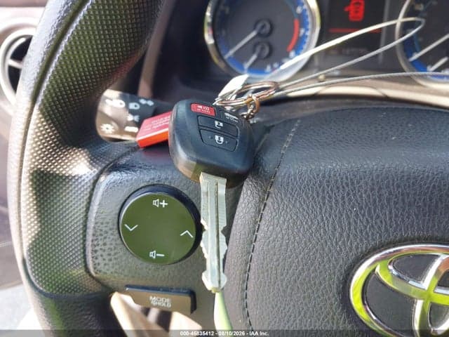 2018 TOYOTA COROLLA LE 11