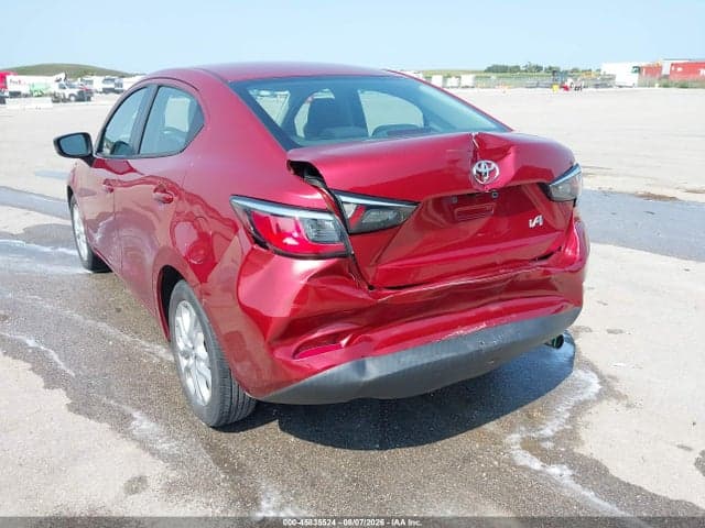 2017 TOYOTA YARIS IA 6