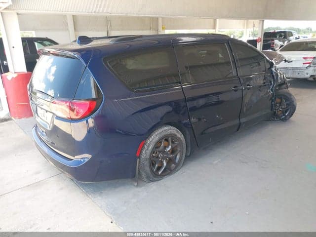 2019 CHRYSLER PACIFICA TOURING L PLUS 4