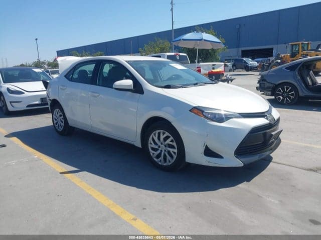 2017 TOYOTA COROLLA LE 1
