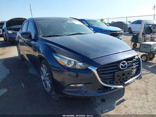 2018 MAZDA MAZDA3 TOURING 1