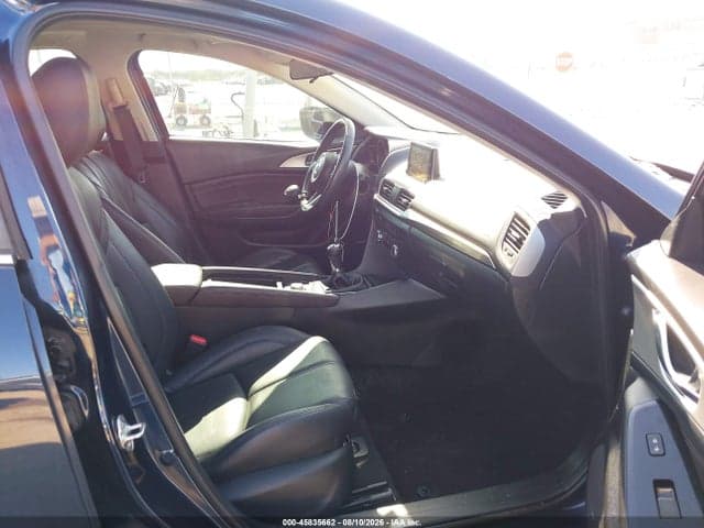 2018 MAZDA MAZDA3 TOURING 5