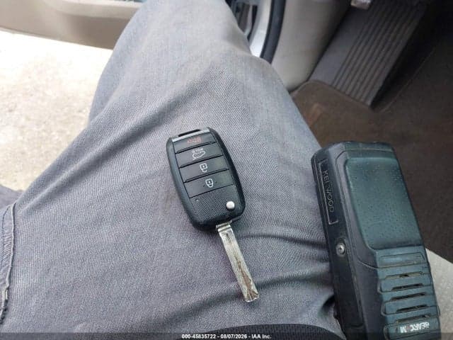 2018 KIA SEDONA L 11