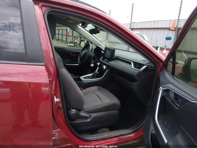 2019 TOYOTA RAV4 LE 5