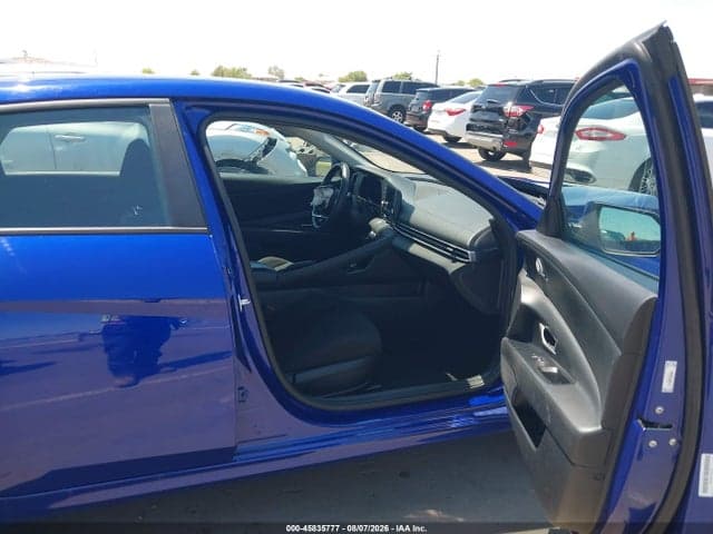 2021 HYUNDAI ELANTRA SEL 5