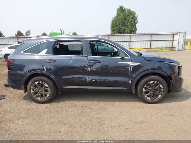 2025 KIA SORENTO S 13